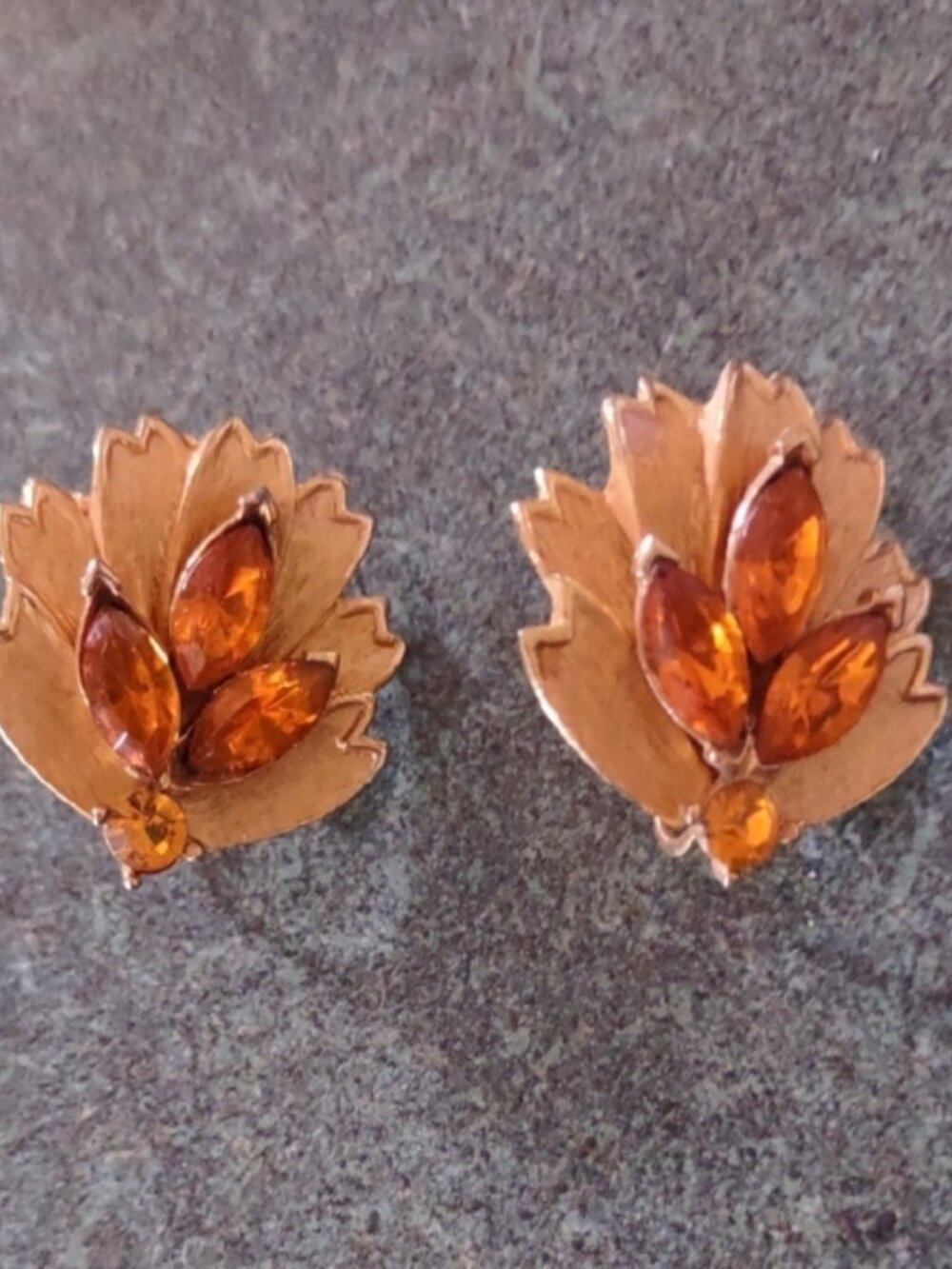 Vintage Sunburst Flower Brooch and Leaf Clip on Earrings Gold Tone Amber Stones
